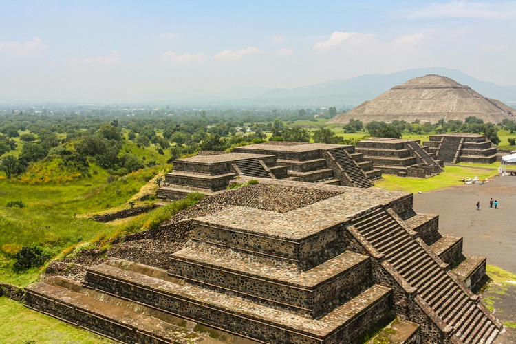 Teotihuacán Pyramids Tour from Mexico